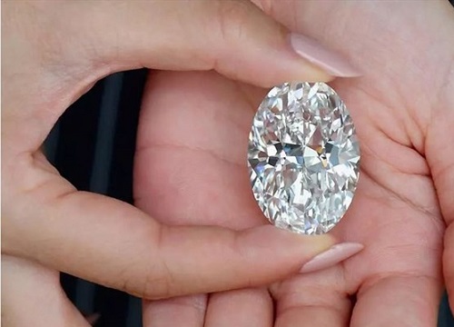 Đồ không có 1000 tỷ mở đại hội check giá kim cương 45 carat, có người gợi ý hỏi Nathan Lee cho lẹ không?