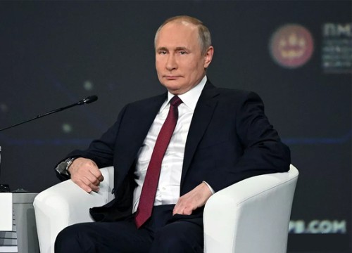 Putin: 'Cáo buộc Nga gieo rắc mã độc là chuyện nực cười'