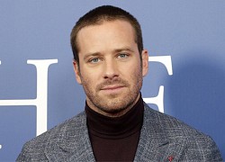 Armie Hammer cai nghiện sex