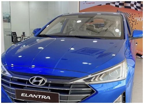 Sau giảm giá 40 triệu đồng, Hyundai Elantra có giá lăn bánh bao nhiêu?