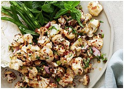 Làm salad bông cải trắng đậm đà cho bữa tối