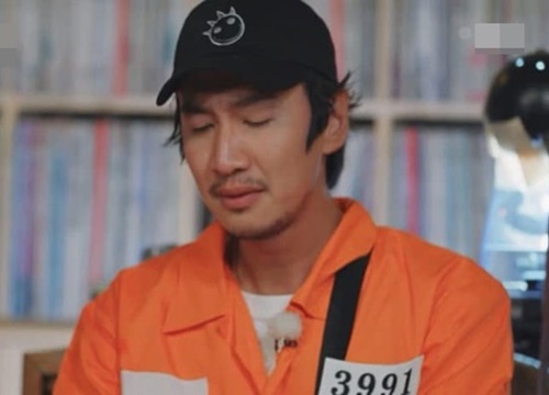 Ngày này cũng tới: Lee Kwang Soo không cầm được nước mắt khi đọc thư chia tay Running Man