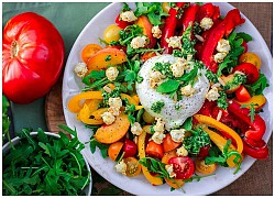 Trưa nay ăn gì: giải nhiệt sự mùa nóng cùng salad ớt chuông