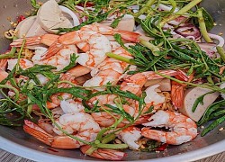 Cách làm salad mì gói hải sản chua cay Thái Lan siêu ngon mà lại cực dễ làm