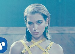 Năm 2020, Dua Lipa là nghệ sĩ được phát nhạc nhiều nhất trên truyền hình và Radio tại Anh