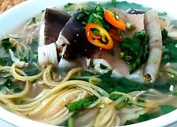 Thử làm canh chua bắp chuối món ngon dân dã miền Tây