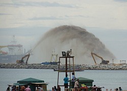 Trung Quốc "quyến rũ" Sri Lanka, Ấn Độ đứng ngồi không yên