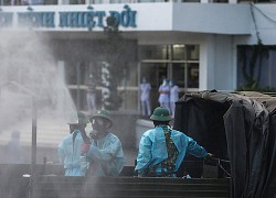 Lãnh đạo viện Nhiệt đới: &#8216;Các nhân viên mắc Covid không triệu chứng bất thường&#8217;