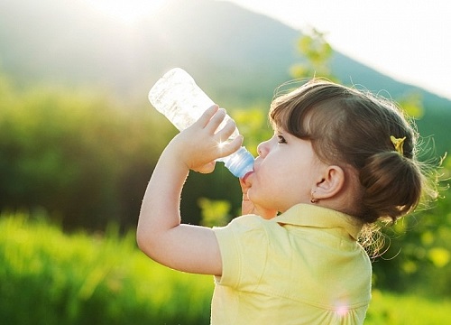 Nắng nóng, chỉ số nhiệt cao, người dân cần đề phòng 2 tình trạng nguy hiểm sức khỏe thường gặp này