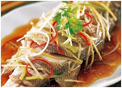 Cá hấp sả ớt thơm cay cho bữa cơm gia đình