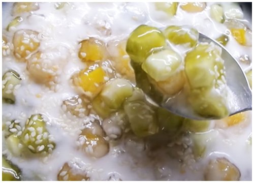 Cách làm chè khoai môn bí đỏ ngọt béo lạ mà quen ăn là ghiền