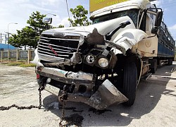 Cảnh sát rượt đuổi tài xế ngáo đá như phim hành động, dùng cả ôtô chặn đường