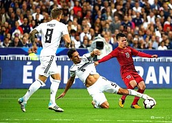 "Cười ngất" ảnh chế ĐT Việt Nam đấu với cầu thủ thế giới ở World Cup