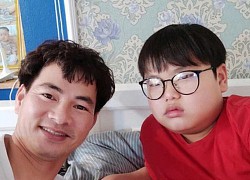 Tự ví von mình là thiên thần để không phải tắm, Bi Béo nhà Xuân Bắc bị bố "phản dame" một câu nghe ngượng chín mặt