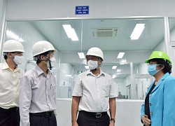 Khoảng 500 công nhân Khu công nghệ cao TP.HCM tiêm khởi động chiến dịch vắc xin 836.000 liều