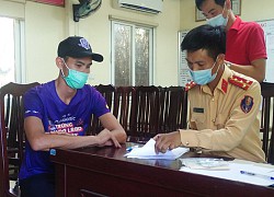 Phạt hơn 11 triệu đồng lái xe tải cầm gậy sắt "nói chuyện" trên quốc lộ