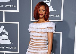Rihanna gây ức chế với thiết kế quần hở gần hết vòng ba