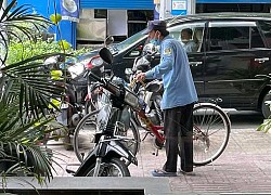 Thất nghiệp, người đàn ông dắt xe đạp đi tìm việc nhưng mãi không được, đến nơi cuối cùng chú nói một câu khiến ai cũng cảm động