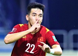 Tiến Linh tái lập thành tích của Hồng Sơn