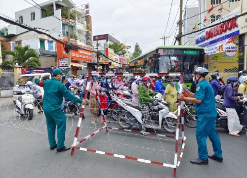 TP.HCM giãn cách xã hội toàn thành phố theo Chỉ thị 16 là ...