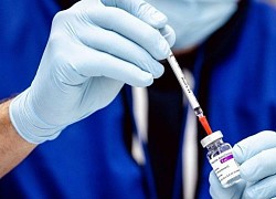 Đang mang thai có được tiêm vaccine COVID-19 không? Tiêm vaccine COVID-19 có gây vô sinh không?