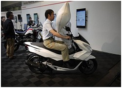 Honda sắp trang bị túi khí rèm trên xe tay ga PCX