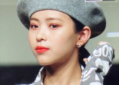 ITZY tại fansign: Ryu Jin 'đẹp trai', Lia vẫn xuất hiện giữa ồn ào bắt nạt