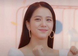 Jisoo bất ngờ spoil giai điệu bài mới của BLACKPINK, Jennie nhanh nhẹn "suỵt" một cái hú hồn!