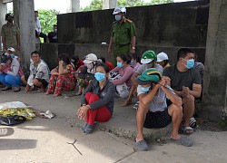 Kiên Giang: Hàng chục con bạc tụ tập lắc tài xỉu ăn tiền ở cống ngăn mặn