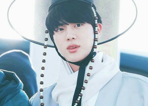 Loạt bí ẩn về BTS fan cất công đi tìm lời giải đáp