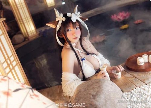 Mát mắt ngắm mỹ nhân Azur Lane diện đồ bơi khoe body nuột nà, tâm hồn cứ gọi là bát ngát