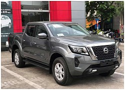 Nissan Navara 2021 bản giá rẻ nhất tại Việt Nam có gì?