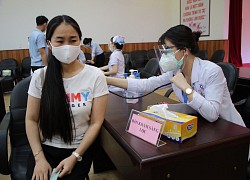 TP.HCM: Sáng 20.6, tiêm vắc xin Covid-19 cho 8.490 công nhân ở Q.7