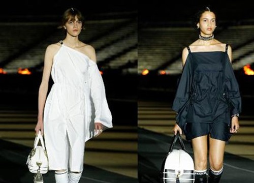 BST Dior Cruise 2022: Cảm hứng thể thao Olympic trong hình tượng nữ thần thành Athens cổ đại của Maria Grazia Chiuri