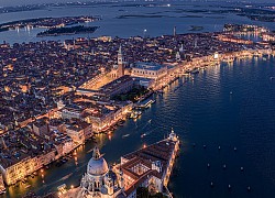 Chàng trai Việt lang thang giữa Venice vắng vẻ