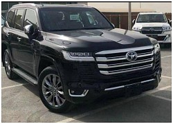 Đại lý tư nhân chào hàng Toyota Land Cruiser 2022 bản Trung Đông