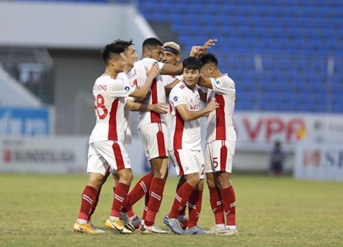 Dồn toa, đá tập trung V-League là giải pháp hay