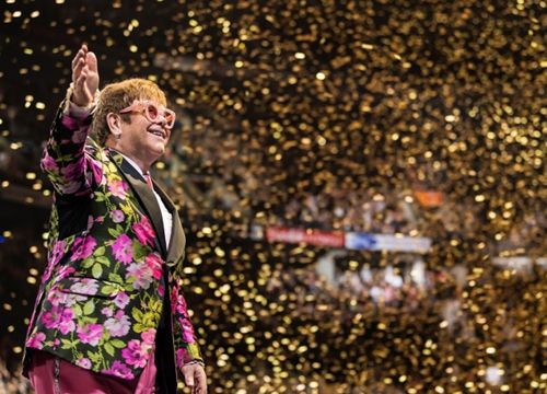 Elton John công bố tour diễn cuối cùng trong sự nghiệp "Farewell Yellow Brick Road"