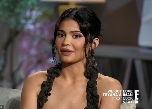 Kylie Jenner bị đào lại ảnh thời dậy thì, netizen tiếc nuối nhan sắc dễ thương một thời