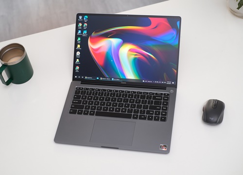 Laptop Xiaomi màn hình OLED 3,5K