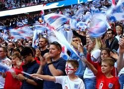 Người Anh thở phào khi chung kết EURO vẫn đá ở Wembley