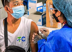 Philippines cảnh báo phạt tù những người từ chối tiêm vaccine phòng COVID-19