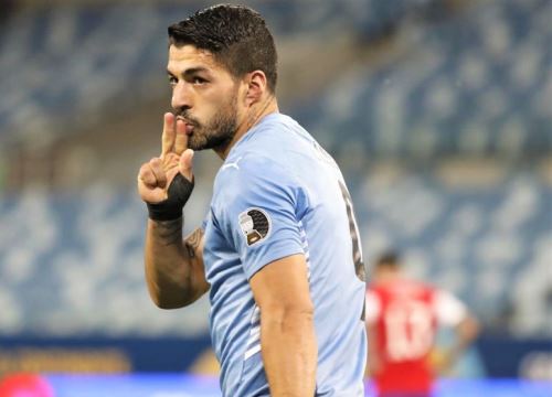 Suarez biến Vidal thành tội đồ, Uruguay thoát thua Chile