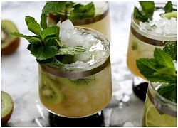 Cách làm cocktail kiwi với lá bạc hà mát lạnh