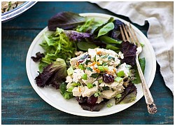 Cách làm salad gà thơm ngon mới lạ