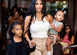 Con gái Kim Kardashian 'lấy trộm' túi xách của mẹ