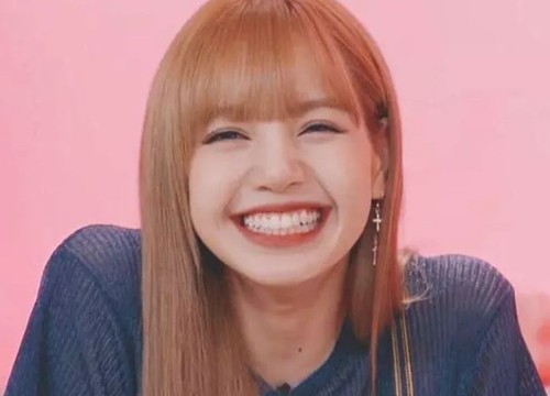 Lisa BLACKPINK lén lút dạy trai đẹp nhảy lúc nào không biết, giờ thì lộ hết rồi nhé!