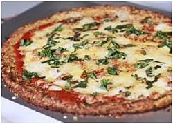 Cách làm pizza với đế bánh làm từ súp lơ