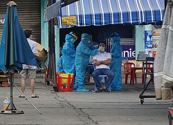 TP.HCM tính phương án sống chung với dịch