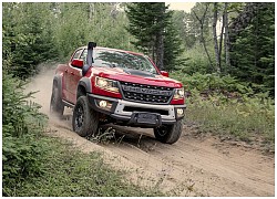 Lộ diện Chevrolet Silverado ZR2 &#8211; Áp lực của Ford F-150 Raptor